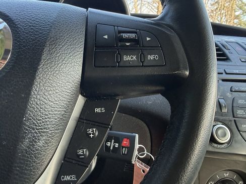 Used 2012 MAZDA MAZDA3 i Touring image 24