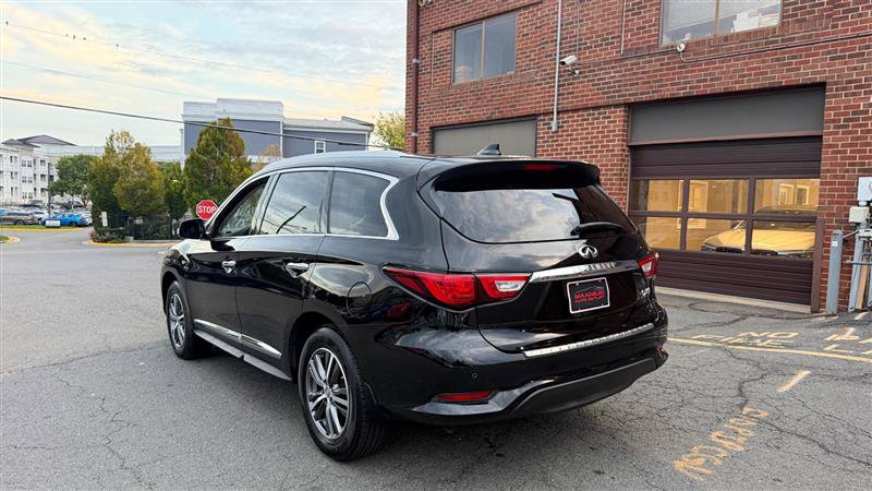 Used 2018 INFINITI QX60 Luxe w/ Premium Plus Package AWD/4WD image 17