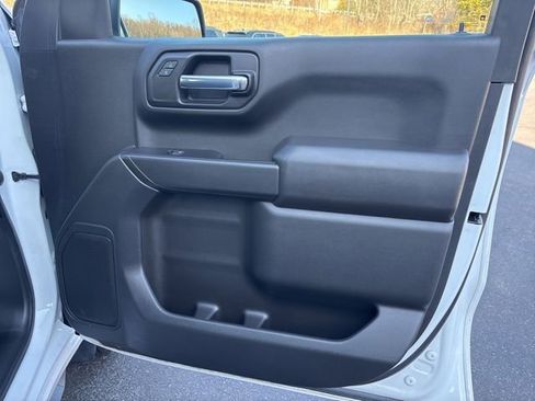 Used 2022 Chevrolet Silverado 1500 Custom w/ LPO, Dark Essentials Package image 18