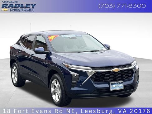 Certified 2024 Chevrolet Trax LS w/ LS Convenience Package image 8