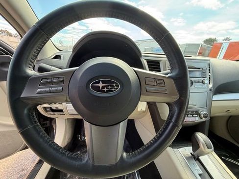 Used 2011 Subaru Legacy 2.5i Premium w/ All-Weather Pkg AWD/4WD image 13