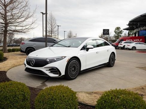 Certified 2022 Mercedes-Benz EQS 580 4MATIC Sedan image 4