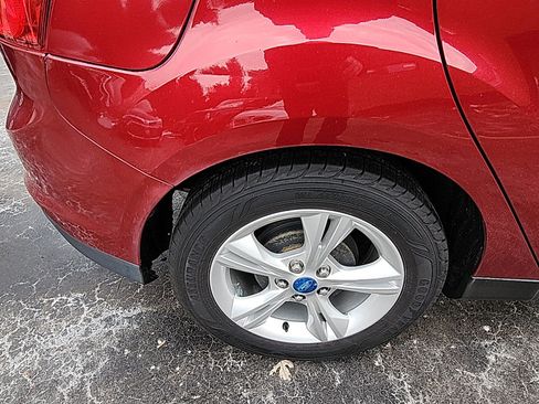 Used 2013 Ford Focus SE image 24