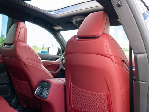 Used 2022 Maserati Levante Modena S image 41