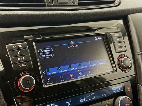 Used 2019 Nissan Rogue SV AWD/4WD image 21