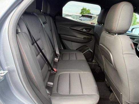 Used 2022 Chevrolet TrailBlazer RS w/ Convenience Package AWD/4WD image 7