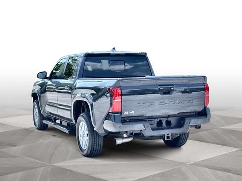Used 2025 Toyota Tacoma SR5 AWD/4WD image 6