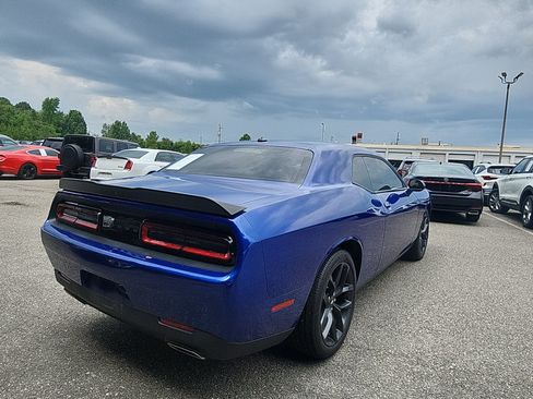 Used 2021 Dodge Challenger SXT w/ Blacktop Package RWD image 5