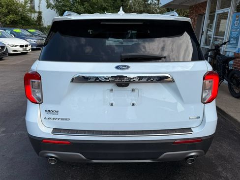 Used 2020 Ford Explorer Limited AWD/4WD image 4