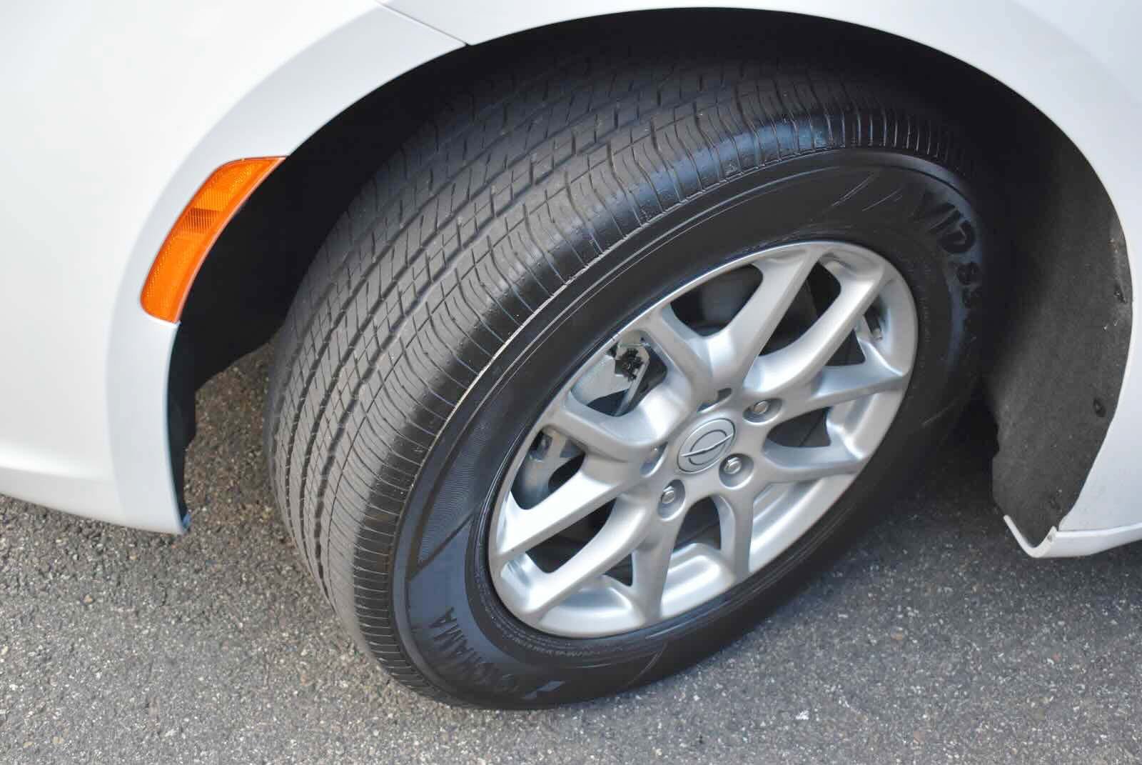 Used 2025 Chrysler Pacifica Select FWD image 38