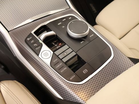 Used 2024 BMW 330i xDrive Sedan w/ M Sport Package image 9