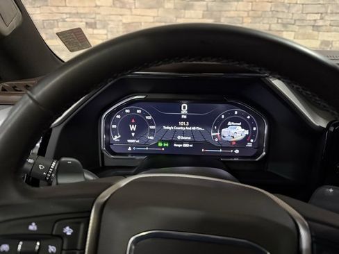 Used 2025 GMC Sierra 1500 Denali w/ Denali Reserve Package image 15