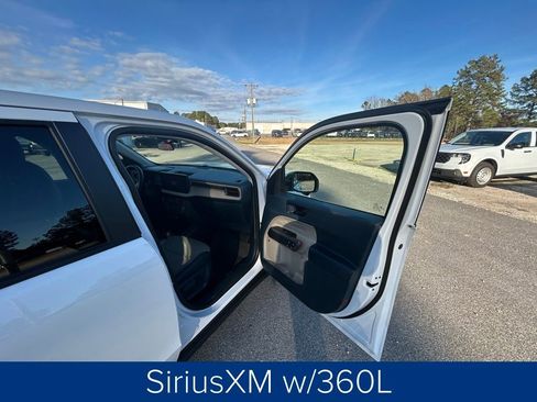 Used 2025 Ford Maverick Lariat w/ 4K Tow Package image 22