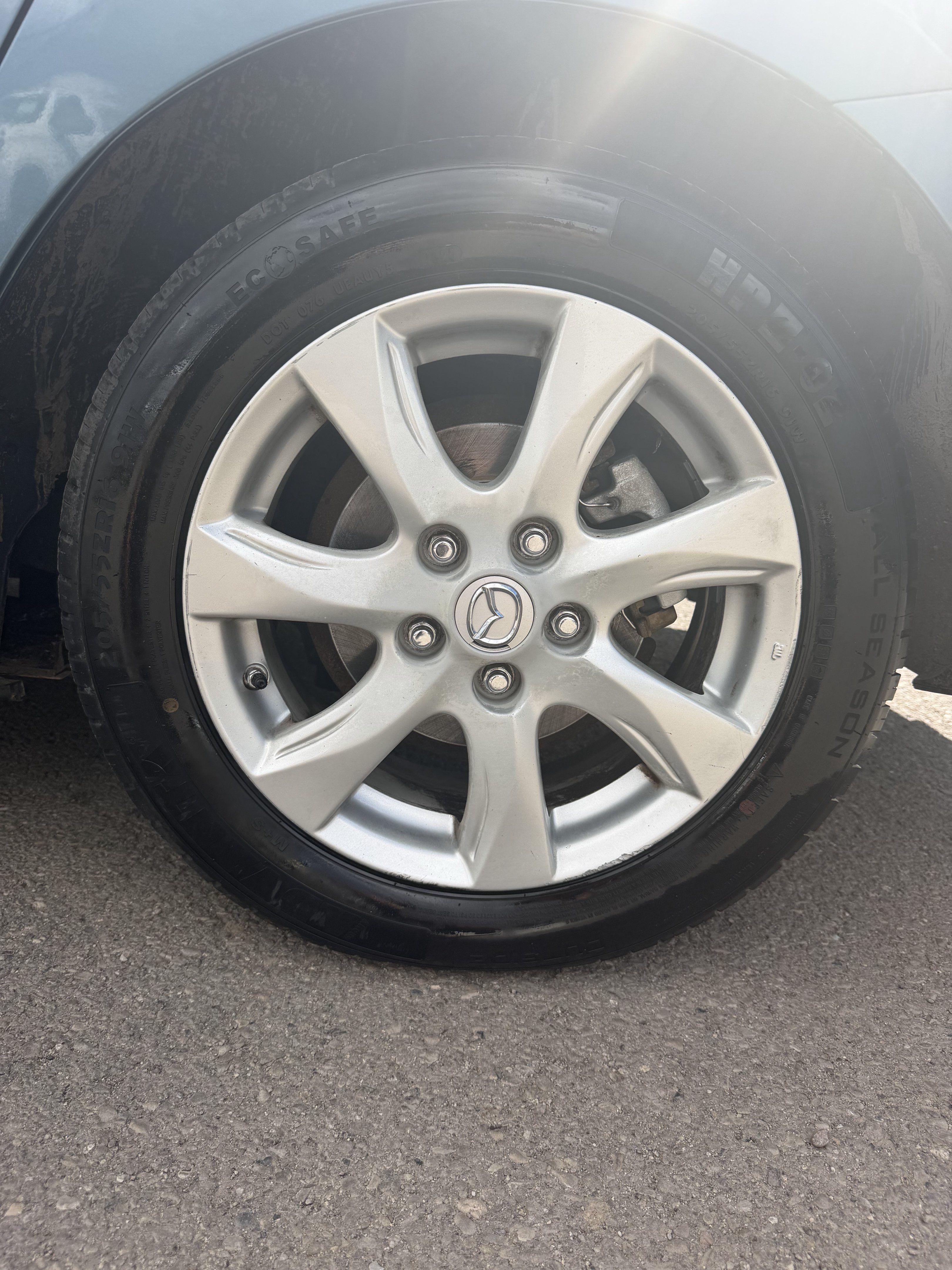 Used 2011 MAZDA MAZDA3 i Touring FWD image 14