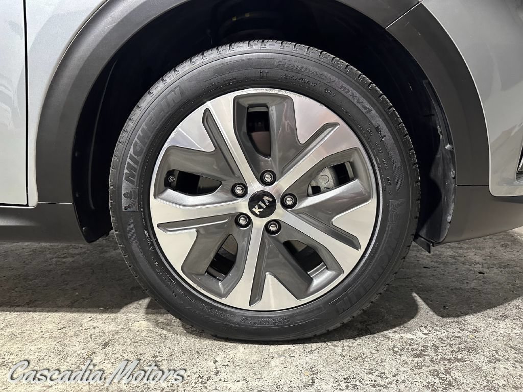 Used 2019 Kia Niro EX Premium w/ Cold Weather Package 1.0 FWD image 35