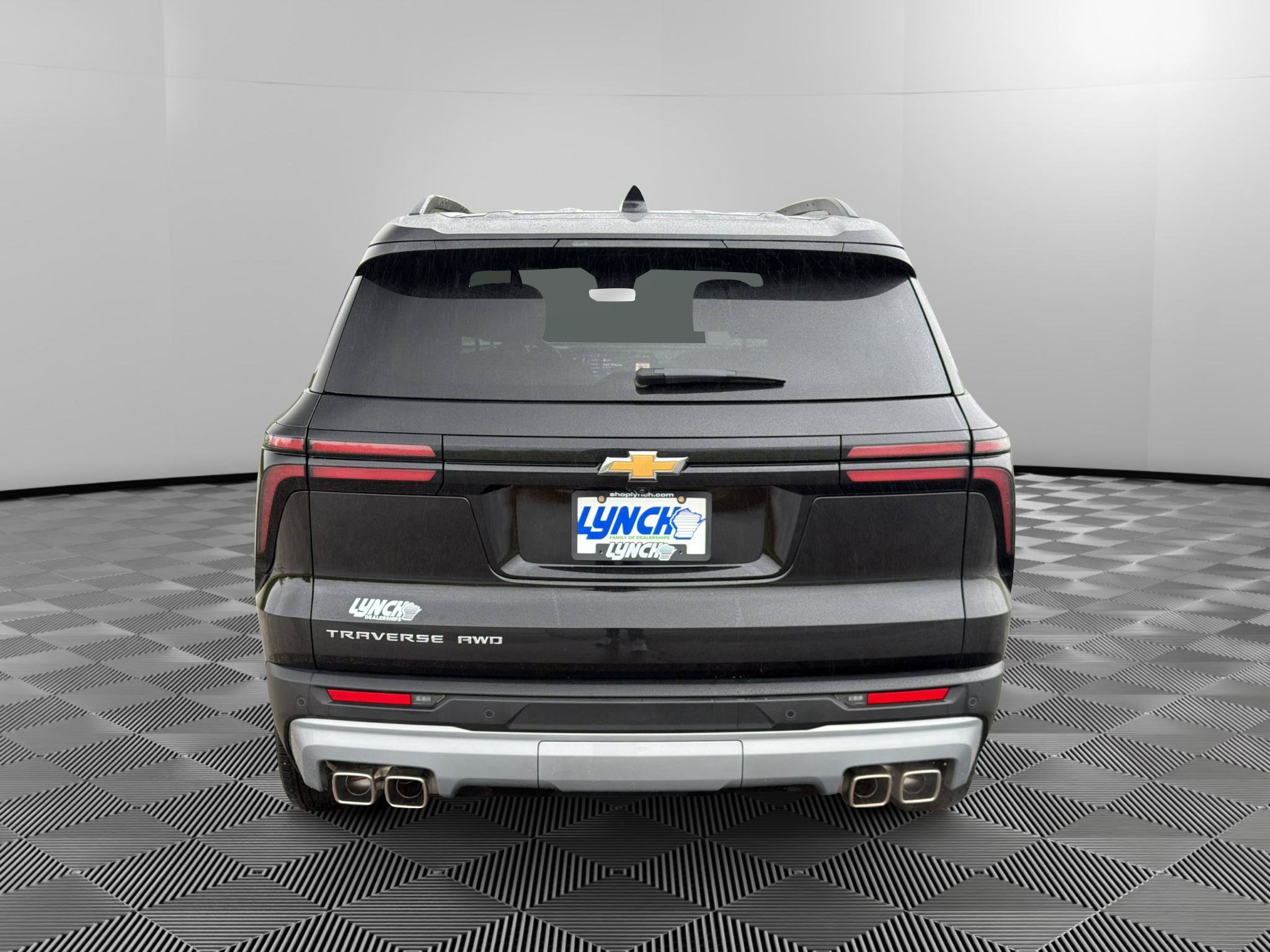 Used 2025 Chevrolet Traverse LT w/ Sun and Wheel Package AWD/4WD image 3