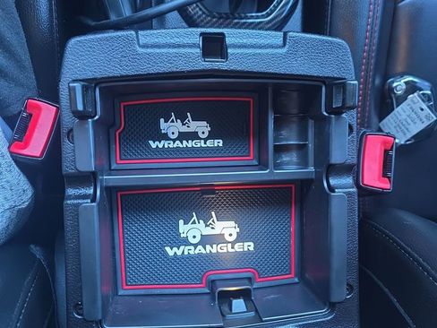 Used 2020 Jeep Gladiator Rubicon image 56