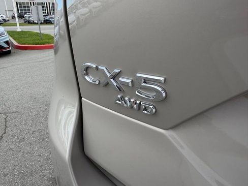 New 2025 MAZDA CX-5 AWD 2.5 S w/ Select Package image 11