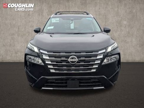 New 2026 Nissan Rogue Platinum image 2