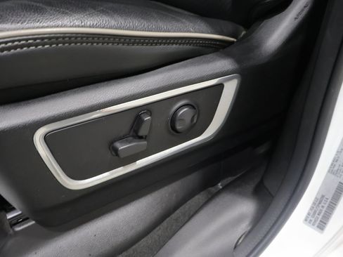 Certified 2023 RAM 1500 Laramie AWD/4WD image 13
