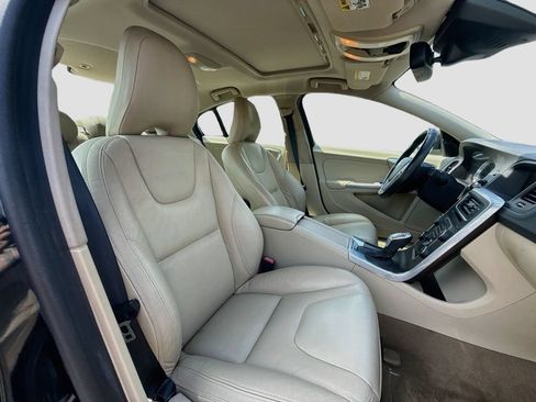 Used 2013 Volvo S60 T5 FWD image 28