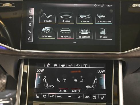 Used 2019 Audi Q8 Premium Plus w/ Premium Plus AWD/4WD image 4