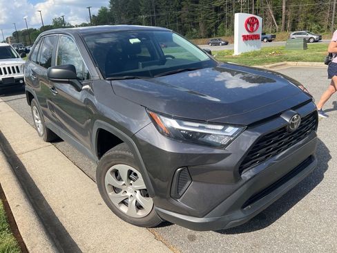 Used 2023 Toyota RAV4 LE image 4