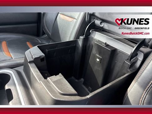 Used 2022 GMC Sierra 3500 AT4 w/ Gooseneck/5TH Wheel Package image 30