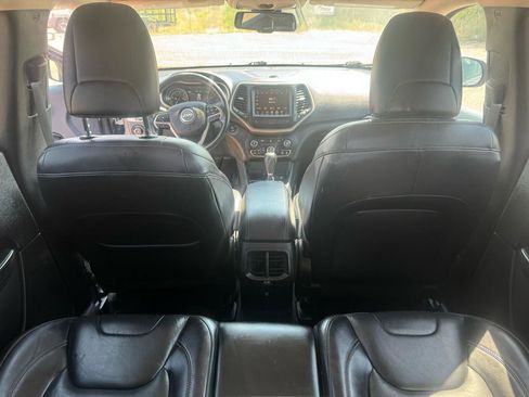 Used 2016 Jeep Cherokee Limited FWD image 37