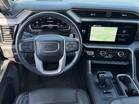 Used 2023 GMC Sierra 1500 Denali image 11