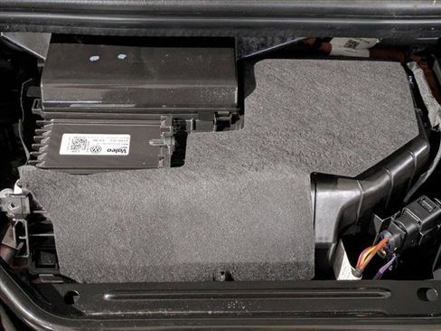 Used 2021 Volkswagen ID.4 Pro image 28