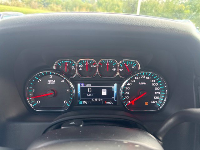 Used 2017 Chevrolet Tahoe Premier AWD/4WD image 25