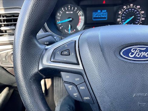 Used 2018 Ford Fusion S image 17