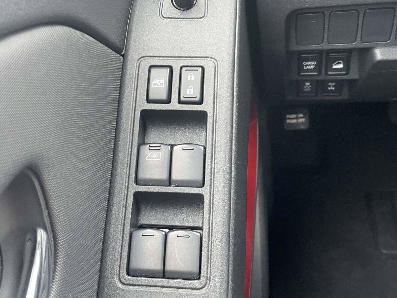 Used 2024 Nissan Frontier PRO-4X AWD/4WD image 14