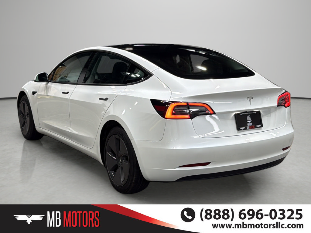 Used 2023 Tesla Model 3 Standard Range RWD image 3