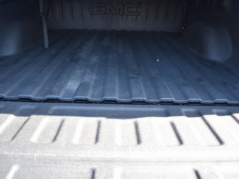 Used 2018 GMC Sierra 1500 SLT image 6