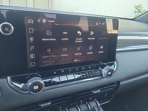 New 2026 GMC Canyon Elevation image 15