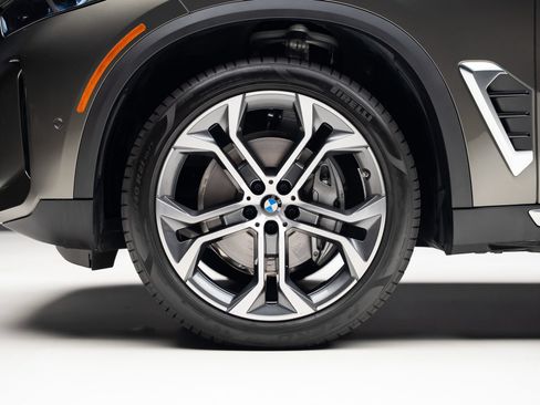 Used 2026 BMW X5 sDrive40i RWD image 19