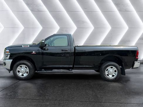 Used 2026 RAM 3500 Tradesman AWD/4WD image 3
