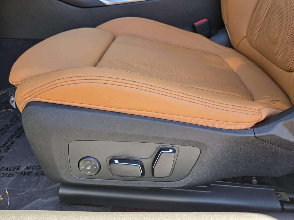 New 2026 BMW 230i xDrive Coupe w/ Convenience Package AWD/4WD image 26