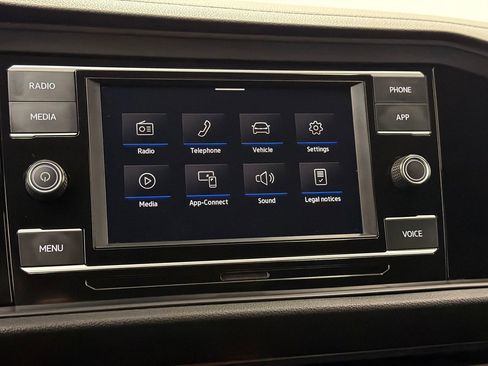 Used 2023 Volkswagen Jetta Sport image 23