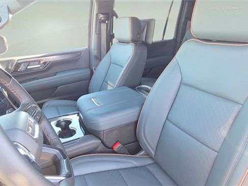 New 2026 GMC Yukon XL AT4 w/ AT4 Premium Plus Package image 33
