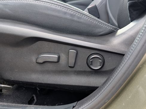 Used 2023 Subaru Forester Premium image 20