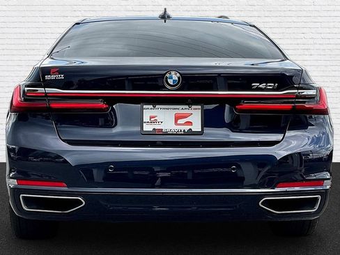Used 2020 BMW 740i w/ Cold Weather Package RWD image 5