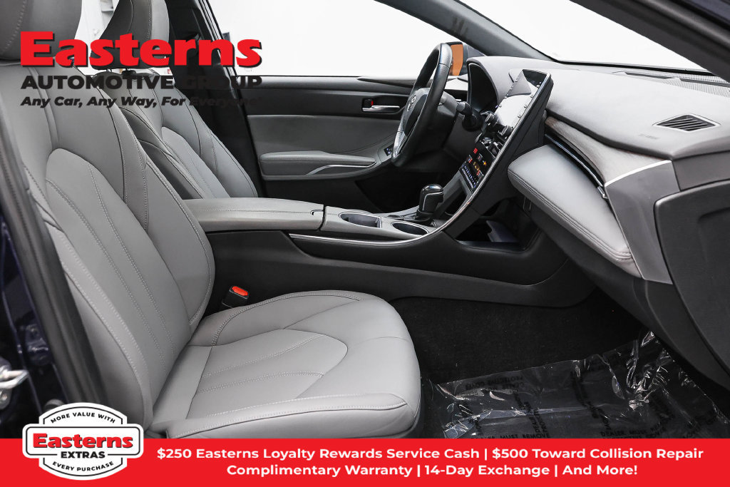 Used 2022 Toyota Avalon XLE w/ Moonroof Package FWD image 26