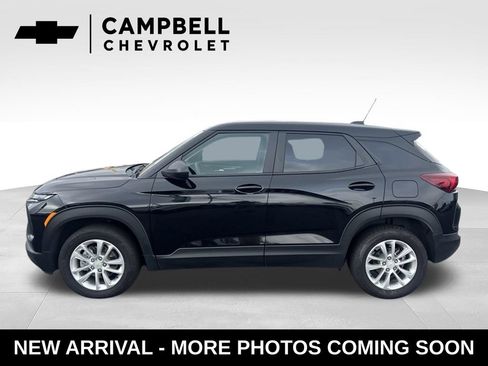 Used 2026 Chevrolet TrailBlazer LS w/ LS Convenience Package AWD/4WD image 2