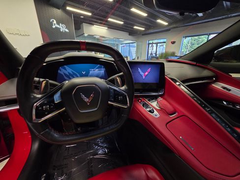 Used 2020 Chevrolet Corvette Stingray Preferred Cpe w/ 2LT Preferred Equipment Group RWD image 21