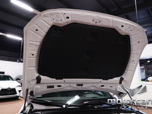 Used 2019 Volvo V90 T5 R-Design image 24