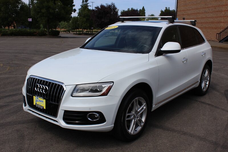 Used 2015 Audi Q5 2.0T Premium Plus w/ Technology Package AWD/4WD image 2