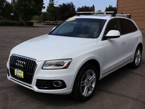 Used 2015 Audi Q5 2.0T Premium Plus w/ Technology Package AWD/4WD image 2
